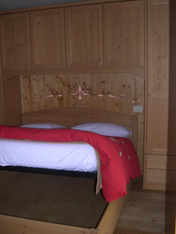 Apartments Cableway Canazei Room photo
